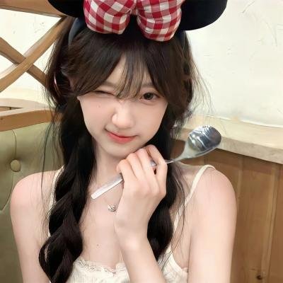笼里的女人